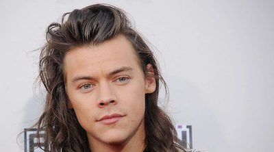 Harry Styles revoluciona a sus fans con el videoclip de su tercer single 'Kiwi'