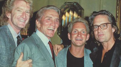 Así son Michael, Joel, Peter y Eric, los cuatro hijos de Kirk Douglas