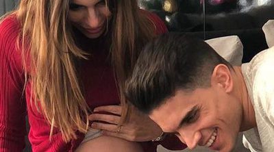 Melissa Jiménez y Marc Bartra se escapan a Disneyland con Gala para celebrar el embarazo