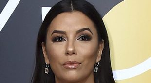 Eva Longoria presume de tripita de embarazada en los Globos de Oro 2018 muy bien acompañada