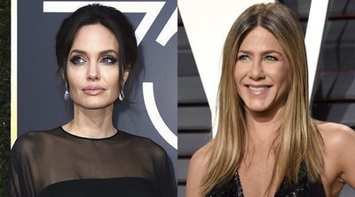 El gesto de Angelina Jolie hacia Jennifer Aniston que no pasó desapercibido a Dakota Johnson