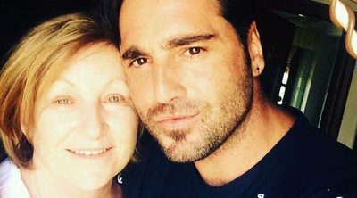 David Bustamante celebra el cumpleaños de su madre en familia mientras recupera la sonrisa