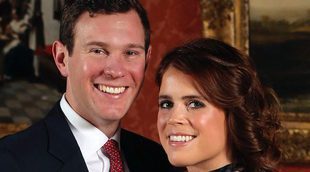 La Princesa Eugenia de York y Jack Brooksbank posan muy enamorados tras anunciar su compromiso