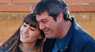 Aitana, encantadora con sus fans en la puerta de casa tras terminar 'OT 2017'