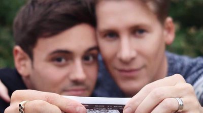 Tom Daley y Dustin Lance Black van a ser padres de su primer hijo