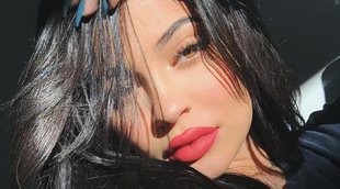 Kylie Jenner, fascinada con los pies de su hija Stormi