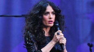 Salma Hayek arremete contra Donald Trump en los Spirit Awards por sus declaraciones racistas