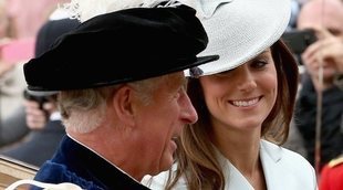 El Príncipe Carlos, entre las envidias a los Príncipes Guillermo y Harry y la rivalidad con los Middleton