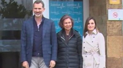 La Reina Letizia y la Reina Sofía visitan juntas al Rey Juan Carlos en el Hospital