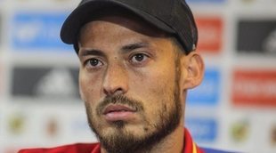 David Silva, feliz junto a su hijo Mateo tras vivir uno de los años más complicados de su vida