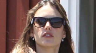 Primeras imágenes de Alessandra Ambrosio tras dar a luz a su hijo Noah Phoenix