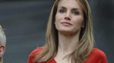 Los Príncipes Felipe y Letizia, testigos del empate entre España e Italia en el debut de 'La Roja'