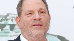 Harvey Weinstein se entrega a la policía después de ser acusado de abusos sexuales y violación