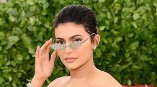 Kylie Jenner vuelve a presumir de vientre plano 4 meses después de ser madre