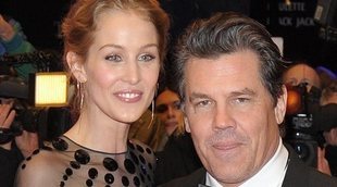 Josh Brolin y Kathryn Broyd esperan su primer hijo en común