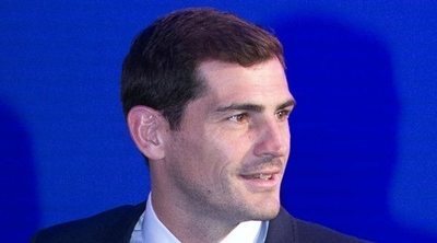 Iker Casillas, tachado de celoso por pedir a Sara Carbonero que enseñe menos muslo en una foto