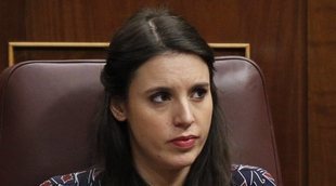 Irene Montero regresa al Congreso muy arropada por todos los diputados tras la muerte de su padre