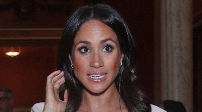 Meghan Markle vuelve a conquistar a la Reina Isabel pese a su error de protocolo en los Queen's Young Leaders Awards