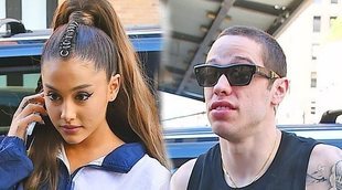 Ariana Grande se hace un tatuaje en honor al difunto padre de Pete Davidson