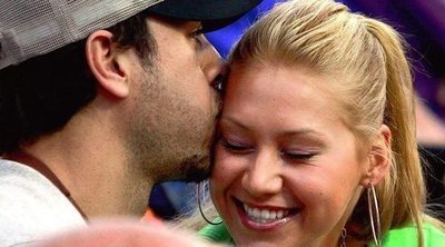 Los adorables mellizos de Anna Kournikova y Enrique Iglesias animando a España y Rusia en el Mundial 2018