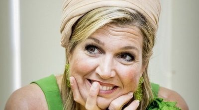 Máxima de Holanda se deja llevar por la música durante su visita oficial a Curazao