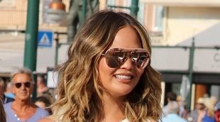 Chrissy Teigen explota contra Thomas Markle para defender a Meghan Markle: "Este tío da asco"