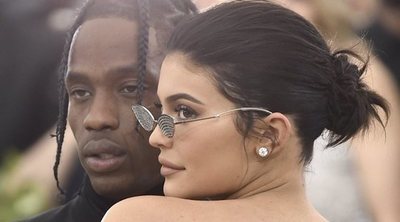 La aparición celestial de Kylie Jenner en el nuevo videoclip de Travis Scott