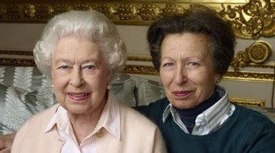 Así es la Princesa Ana de Inglaterra: azote de la prensa, enemiga de Lady Di y favorita del Duque de Edimburgo