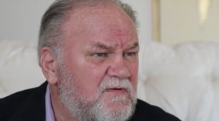 Thomas Markle critica el silencio de la Familia Real Británica y la compara con la cienciología