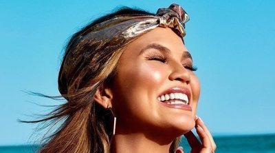 Chrissy Teigen confiesa que bebió demasiado alcohol después de dar a luz a su hija Luna