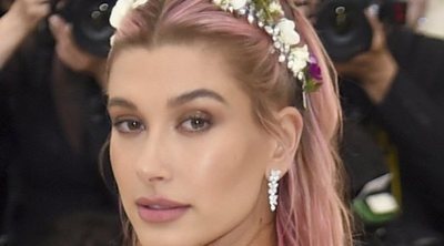 Hailey Baldwin reduce su nivel de trabajo para poder pasar más tiempo con Justin Bieber