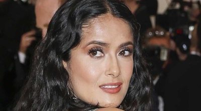 Salma Hayek se pone en manos de su hija Valentina de 11 años para hacerse un cambio de look