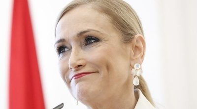 Cifuentes sigue imputada por falsedad documental a pesar de que la jueza ha archivado el 'Caso Máster'