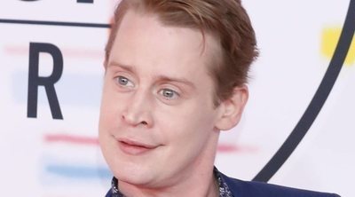 Macaulay Culkin reaparece en los American Music Awards 2018 con muy buen aspecto