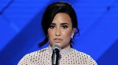 Demi Lovato, pillada en una romántica cena tras su salida de rehabilitación