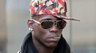 Mario Balotelli afirma en un comunicado que pedirá las pruebas de paternidad a Raffaella Fico