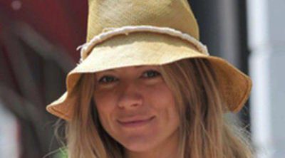 Sienna Miller da a luz a su primer hijo junto a Tom Sturridge en Londres