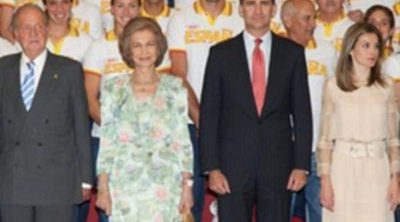 Los Reyes y los Príncipes Felipe y Letizia despiden al equipo olímpico español antes de partir a Londres 2012