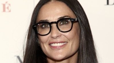 Demi Moore vuelve a estar feliz y enamorada al lado de una mujer