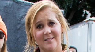 Amy Schumer cuenta los pormenores de su embarazo: no para de vomitar