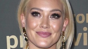 Hilary Duff presume de cuerpazo postparto junto a Matthew Koma en los Globos de Oro 2019