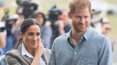 El Príncipe Harry y Meghan Markle preguntan a la gente qué nombre quieren que lleve el bebé que esperan