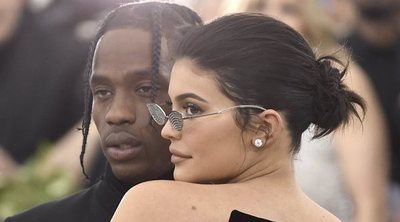 Después de Khloé Kardashian la desgracia se cierne sobre Kylie Jenner: Travis Scott acusado de serle infiel