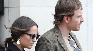 Alicia Vikander y Michael Fassbender disfrutan de la semana de la moda de París