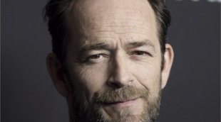 Así ha sido la vida de Luke Perry, el memorable Dylan McKay de 'Sensación de Vivir'