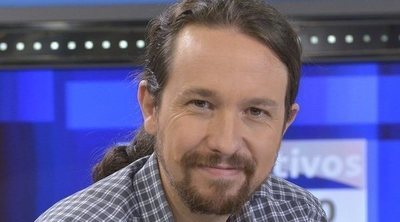 Pablo Iglesias regresa tras su baja por paternidad con Carmen Lomana y metiendo la pata