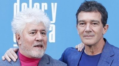 Pedro Almodóvar, Penélope Cruz, Antonio Banderas y Asier Etxeandía en la presentación de 'Dolor y gloria'