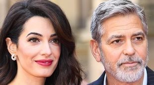 George y Amal Clooney vuelven a aparecer muy románticos y sonrientes en un acto benéfico