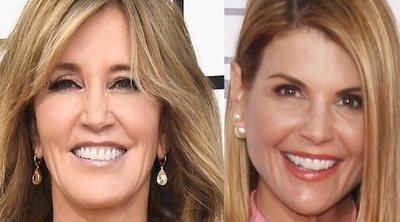 Lori Loughlin y Felicity Huffman, demandadas por 500.000 millones de dólares por estafar a la Universidad