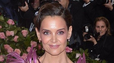 Katie Holmes y Jamie Foxx hacen pública su relación en la gala de los MET